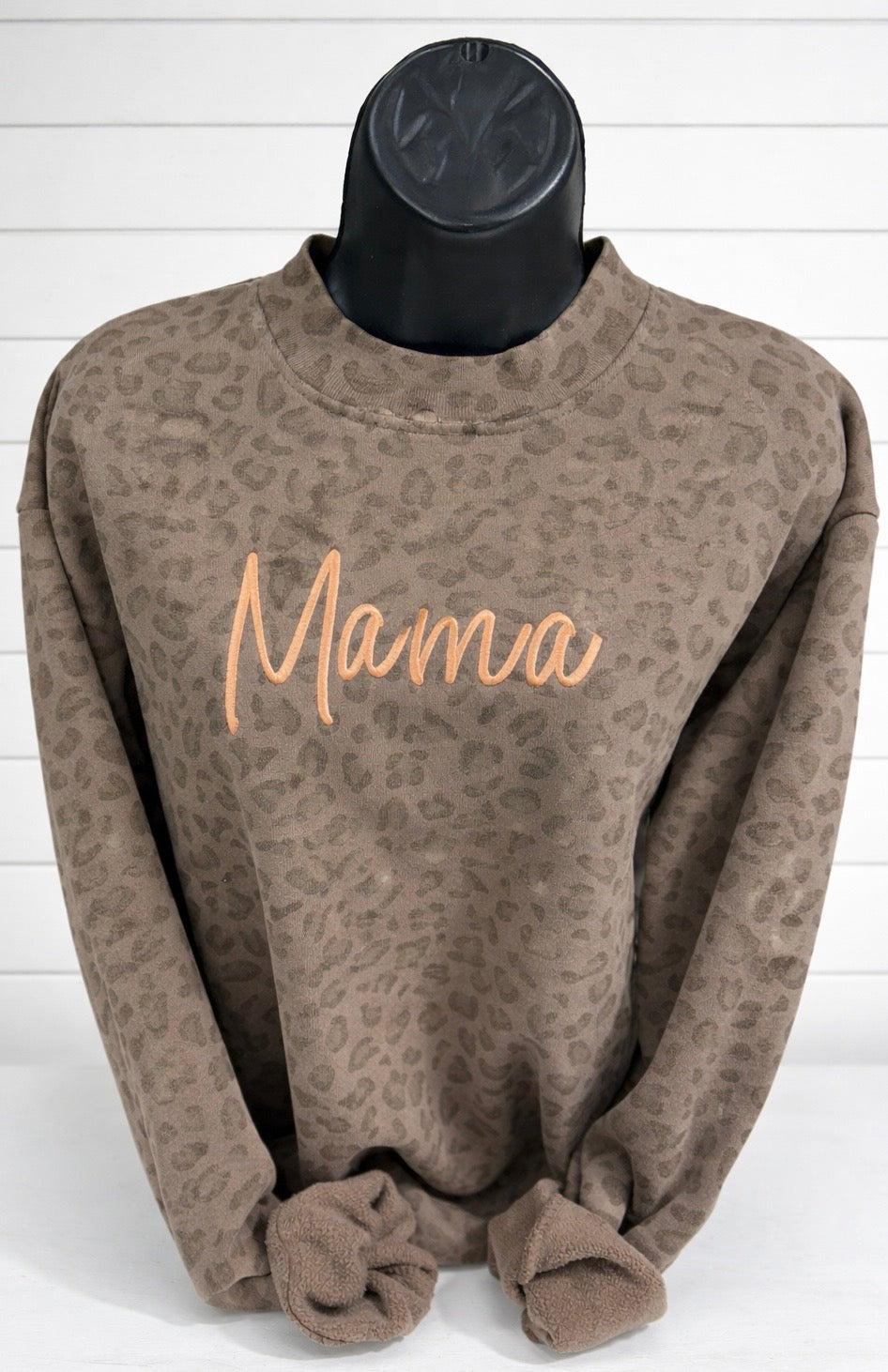 Leopard Crewneck Mama