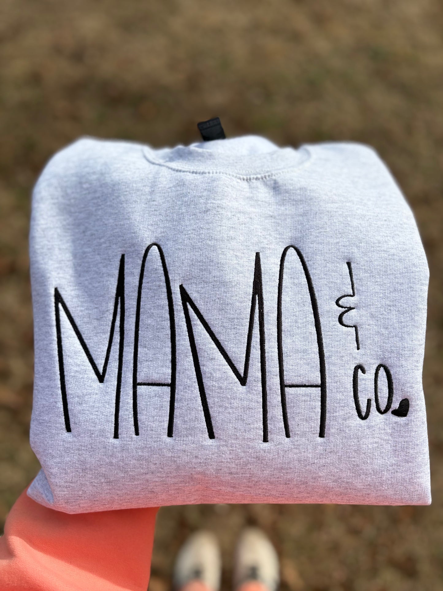 Mama & Co.