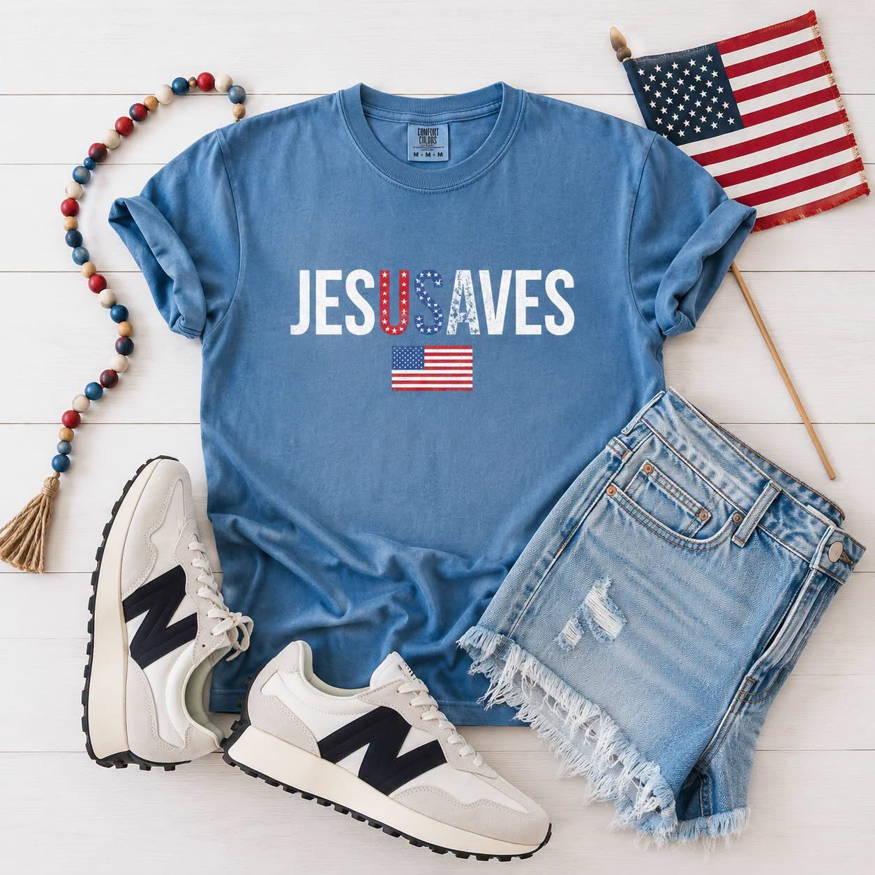 JesUSAves Tee