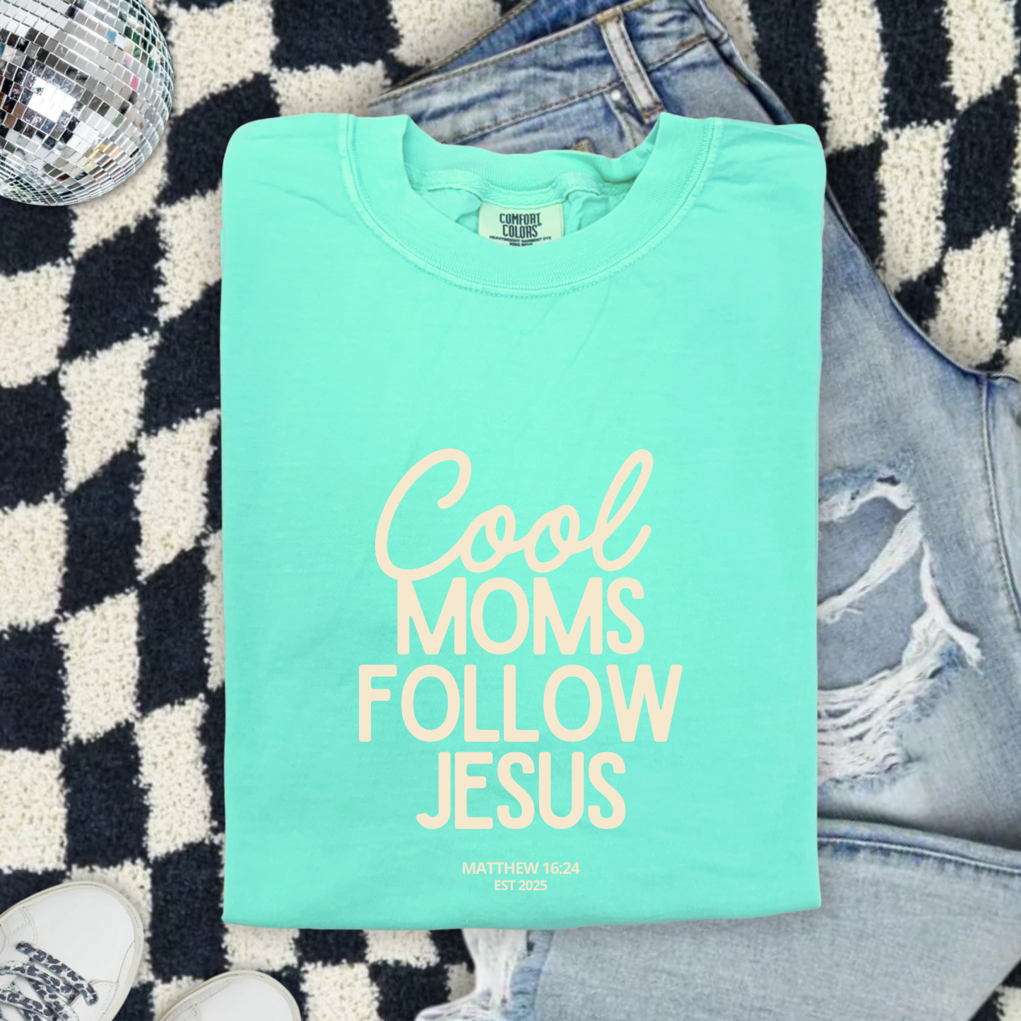 Cool Moms Follow Jesus